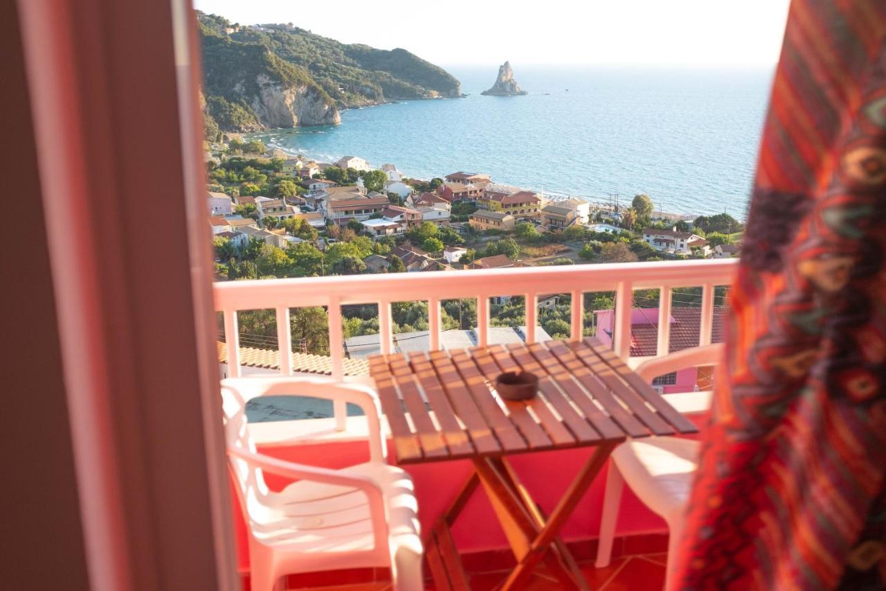 The Pink Palace Hostal